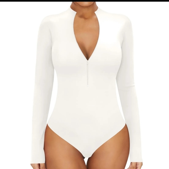 Zip up white bodysuit - Picture 5 of 13